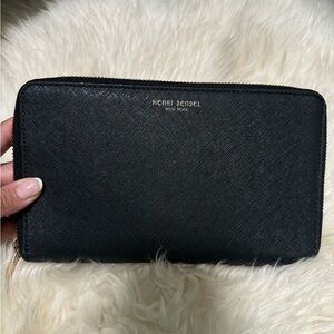 Black leather XL Henri Bendel Wallet